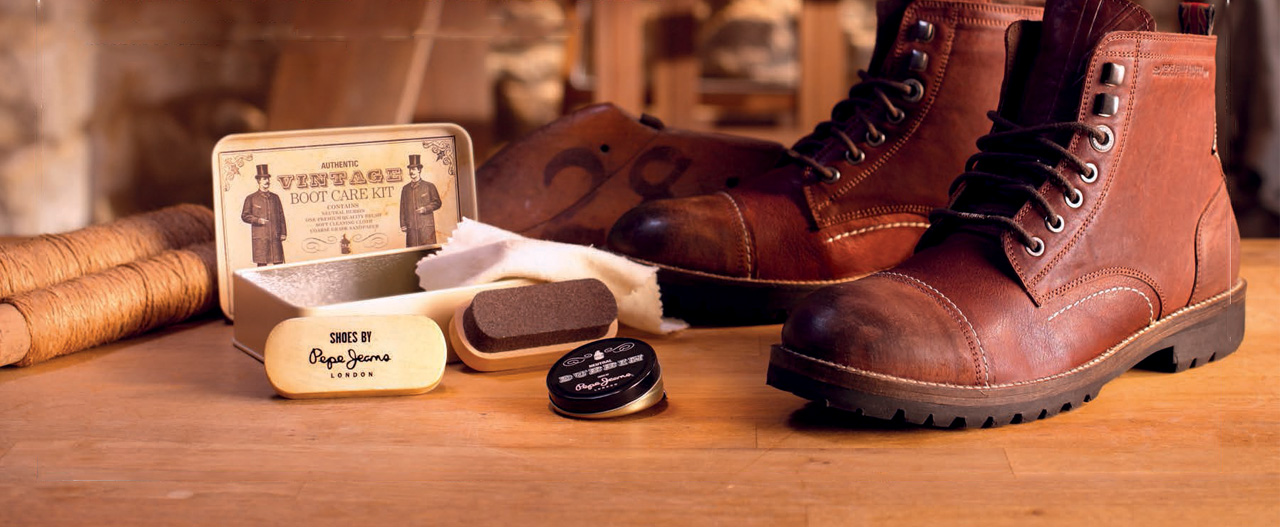 Pepe Jean's Iconic boot gift